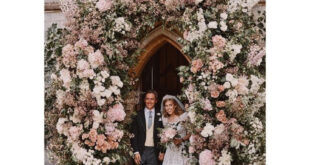 Royal family releases first photos from Princess Beatrice's royal wedding